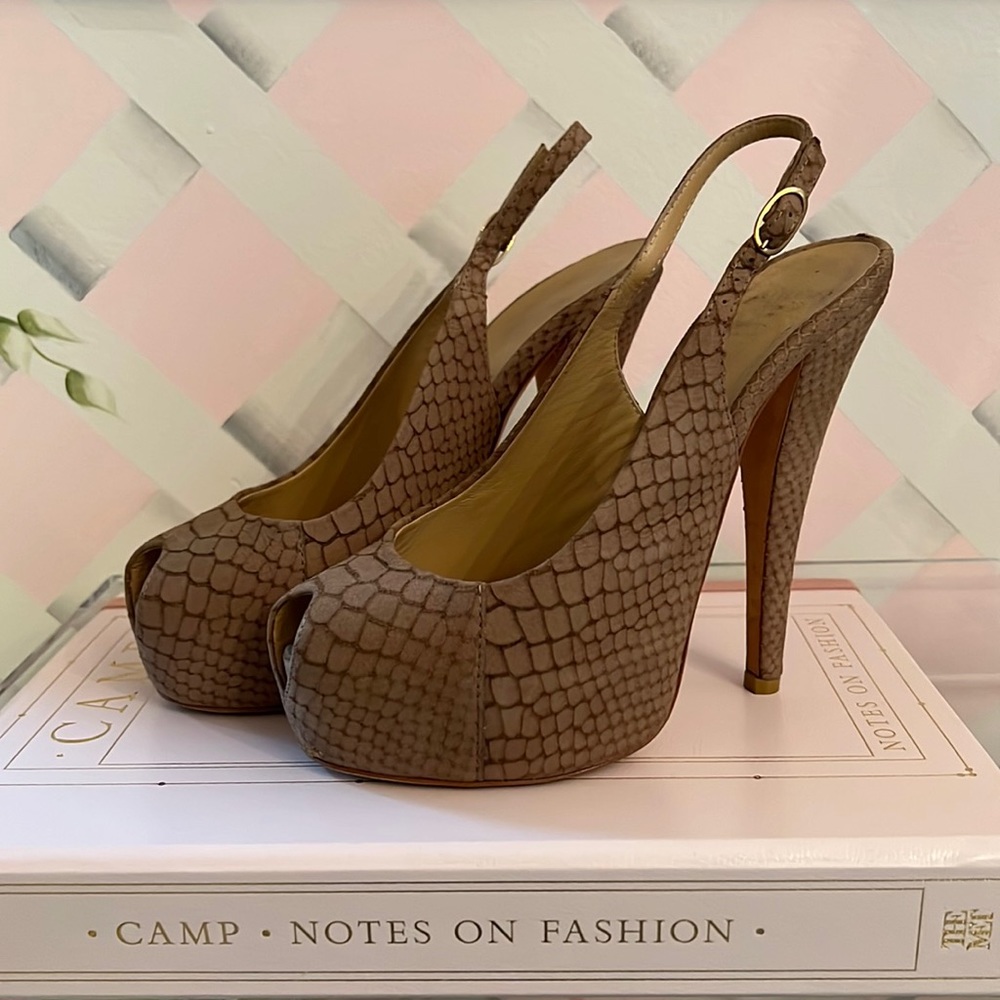 Giuseppe Zanotti Tan Suede Platform Slingbacks